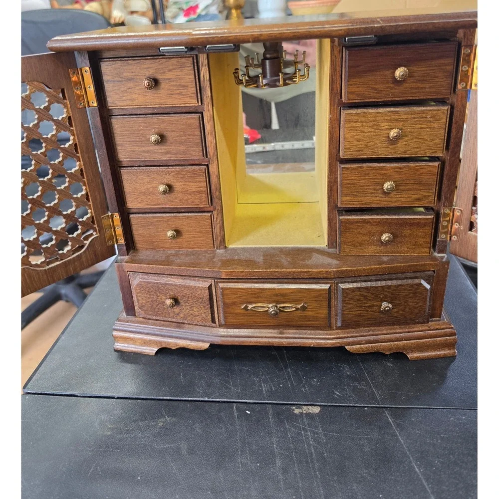 N/A vintage wooden